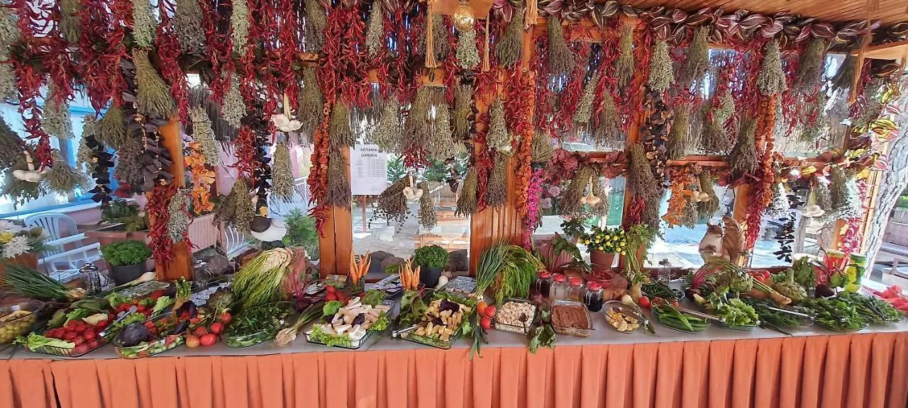 Grand Yayla Hotel Çeşme